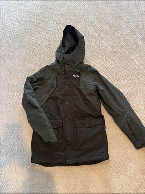 Oakley Men's Merkava Two-Tone Hooded Snow Jacket - Black & Gray